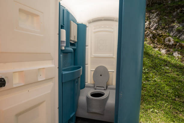Best Construction site porta potty rental  in Theodore, AL